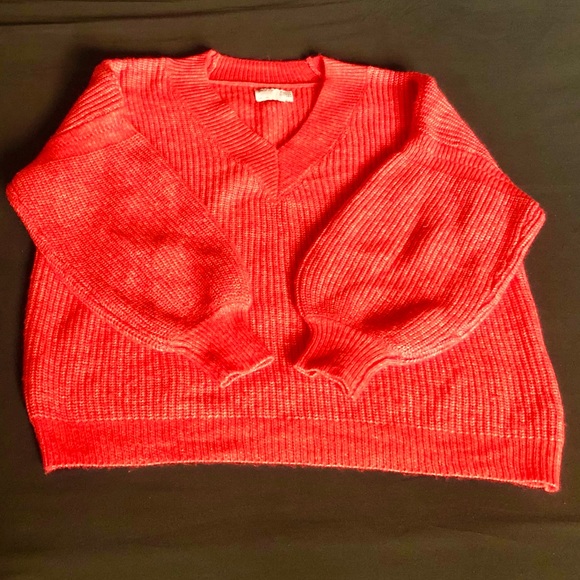 🆕 ASOS V-Neck Cozy Sweater with Balloon Sleeves in Red (NWOT) - Picture 2 of 7